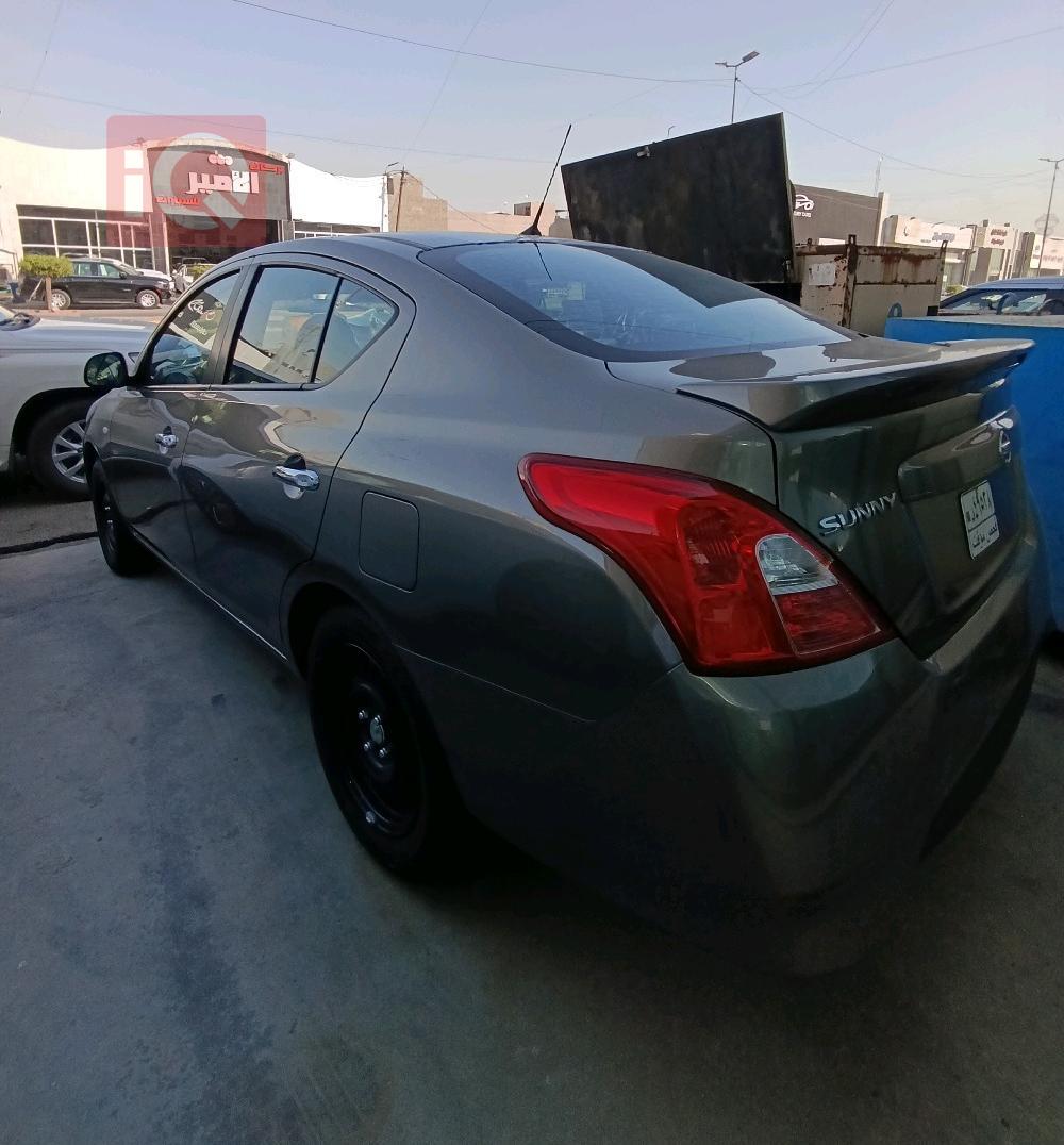 Nissan Sunny
